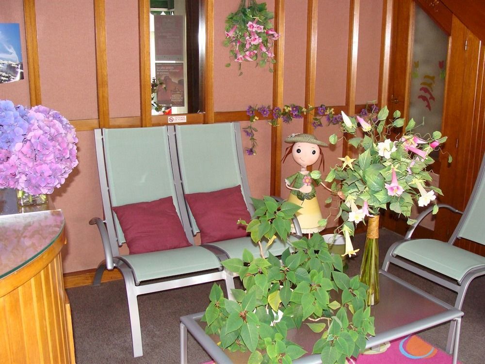 Hotel Le Flaubert Fougeres Exterior photo
